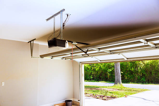 Top rated local Garage Door Roller Replacement specialists in Fairview, TN